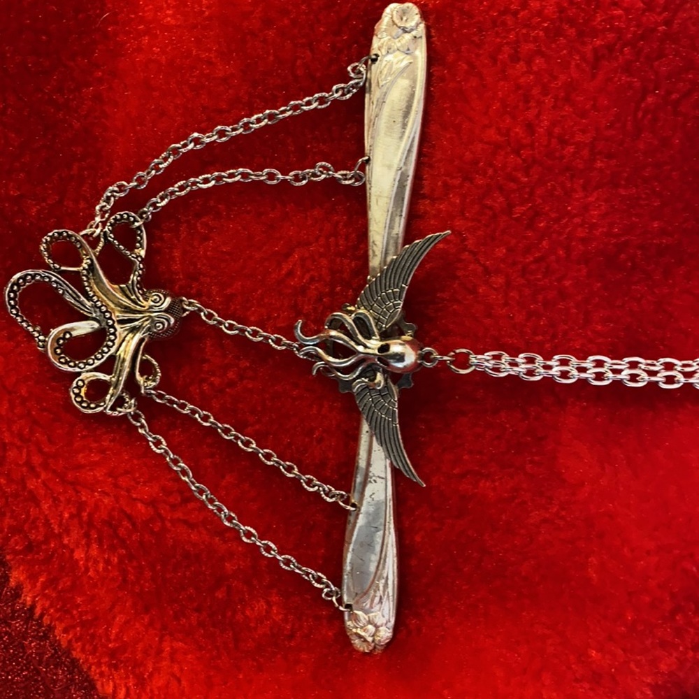 Handmade Necklace - Picture 2 of 6